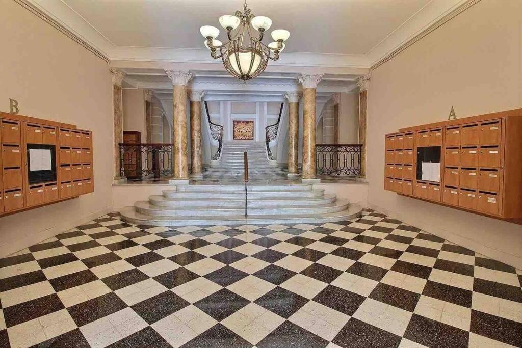 Beautiful Garden Apartment Steps From The Beach Menton Exterior foto